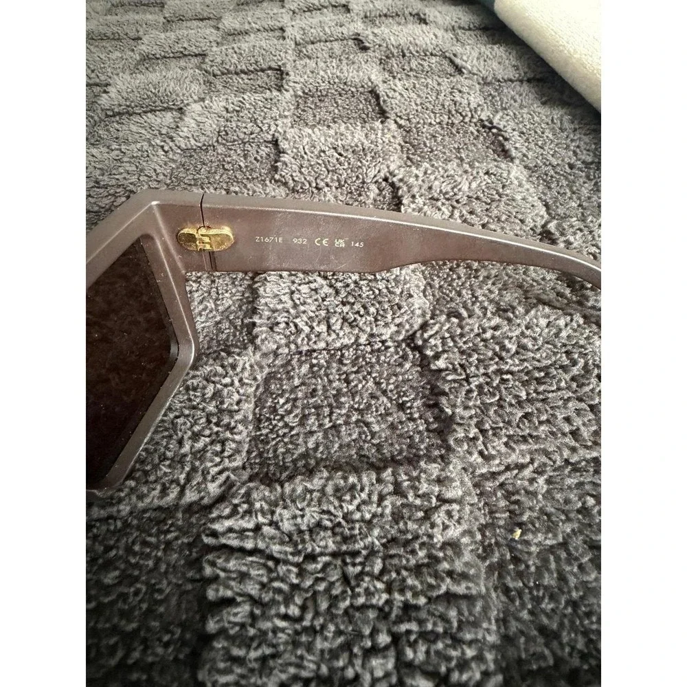 Louis Vuitton Shield Sunglasses Monogram Lens Z1671E black/gold w/full package